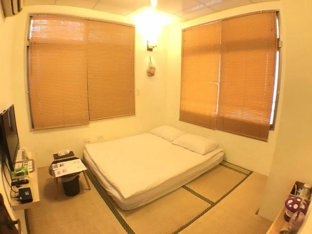 Love Hostel Tainan Exterior foto